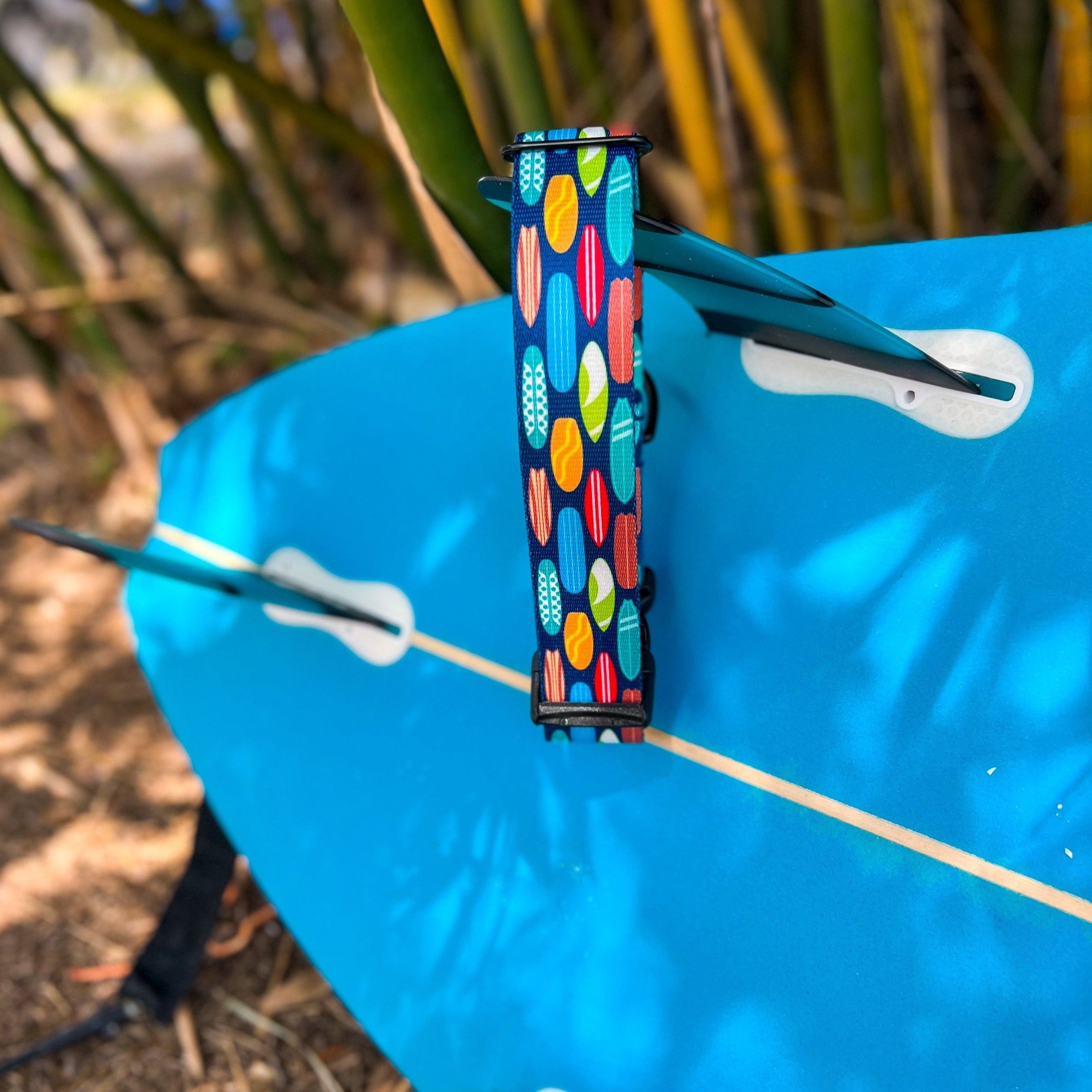 Surfboard dog fashion collar